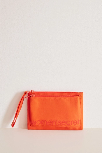 Маленький помаранчевий гаманець