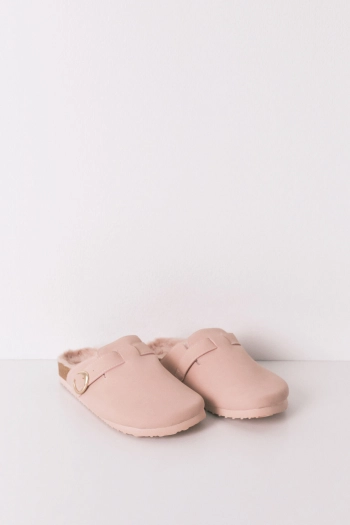 Рожеві капці-сабо з хутром