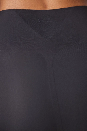 Класичні мереживні трусики