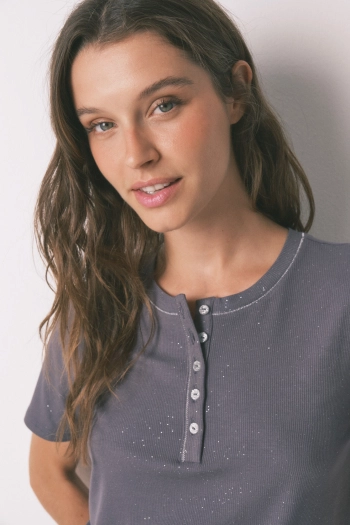 Сіра футболка в рубчик із люрексом