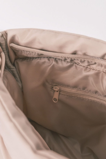 Середняя пухка бежева косметичка Snoopy