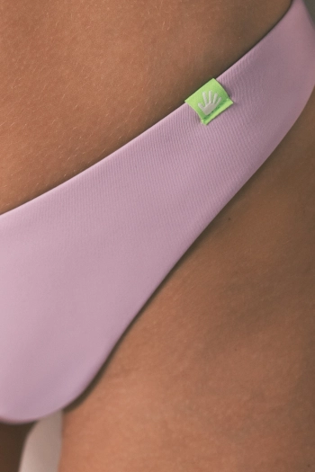 Сиреневые трусики бикини бразилиана