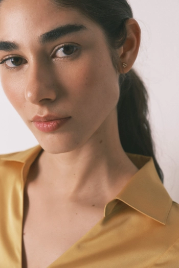 Довга піжама-сорочка з сатину гірчичного кольору