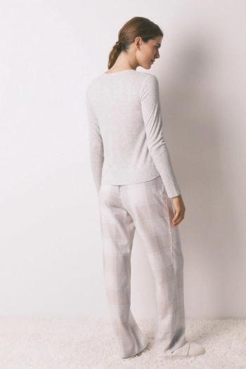 Длинная пижама в серую клетку с люрексом