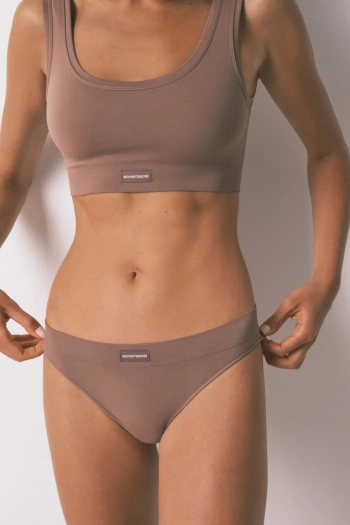 Классические бесшовные коричневые трусы