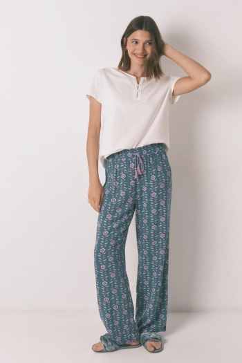 Бавовняна футболка з вишивкою та ґудзиками