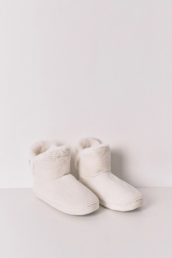 Домашні капці-чобітки білі з люрексом в рубчик