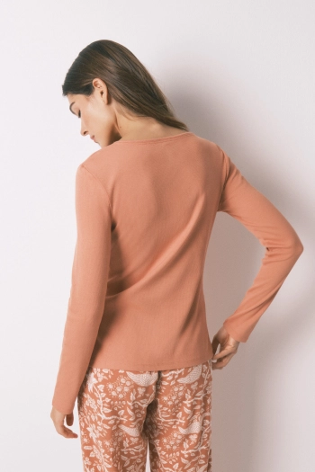 Оранжевая хлопковая футболка с длинными рукавами