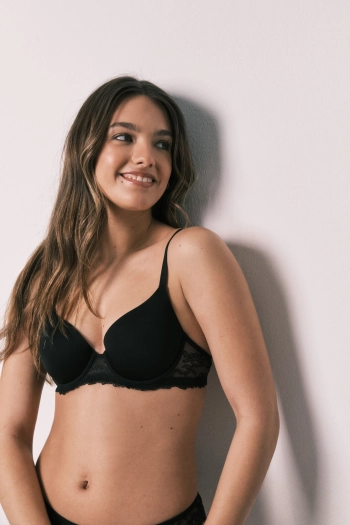 BEAUTIFUL Чорний класичний бюстгальтер з мікрофібри та мережива