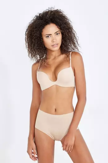 Бежеві коригуючі трусики із середньою посадкою