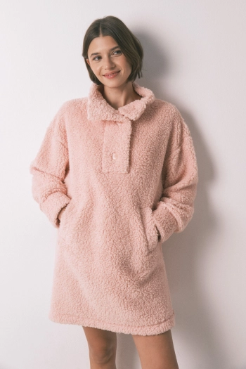 Рожева нічна сорочка міді зі штучної овчини