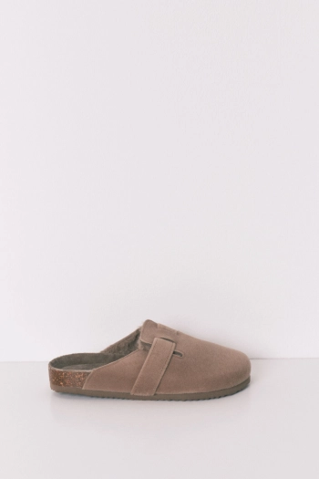 Домашні капці-сабо коричневого кольору