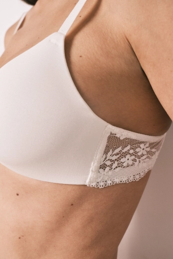 CHARMING Білий трикутний бюстгальтер із модалу та мережива