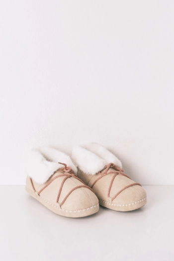 Бежеві домашні капці-чобітки зі штучної замші