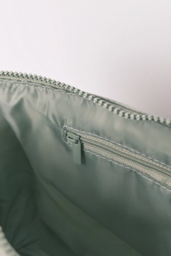 Косметичка средняя на молнии