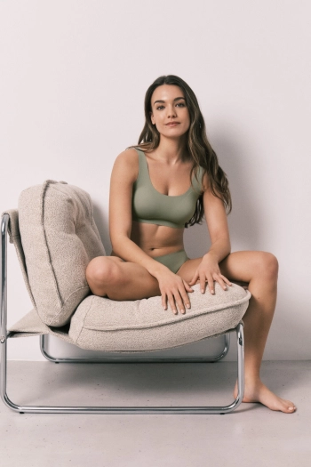 Гладкий топ із мікрофібри clean cut