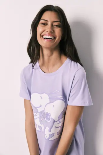Сиреневая хлопковая ночная сорочка Snoopy