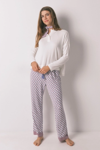 Просторная футболка с длинным рукавом