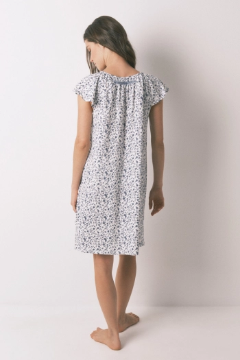 Коротка нічна сорочка з квітковим принтом
