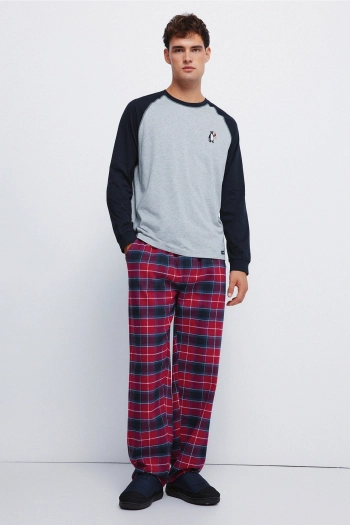 Довга піжама з штанами в клітинку