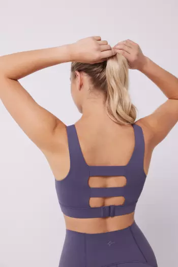 Спортивный бюстгальтер Purple Power Sculpt