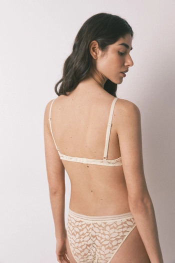 NATURAL Трикутний бюстгальтер з мереживом бежевого кольору