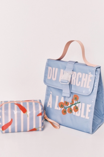 Маленькая водонепроницаемая косметичка в полоску