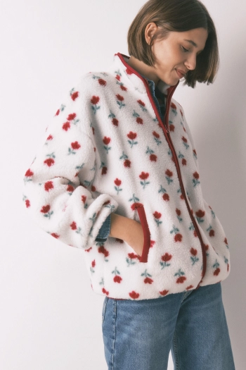 Білий халат із квітковим принтом зі штучної овчини