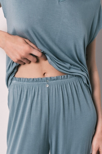 Пижама капри вискозная мягкая розовая