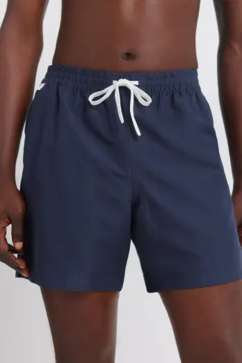 Однотонные шорты для плавания