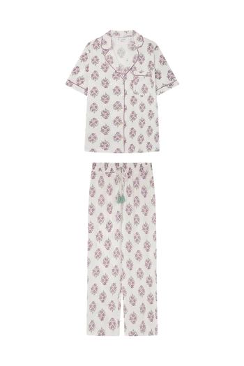 Класична піжама зі штанами-капрі з квітковим принтом з короткими рукавами