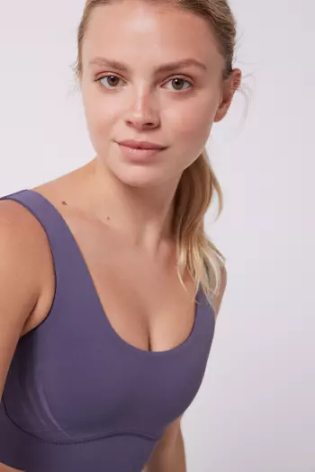 Спортивный бюстгальтер Purple Power Sculpt
