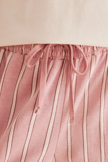 Довга смугаста піжама рожевого кольору з бавовни