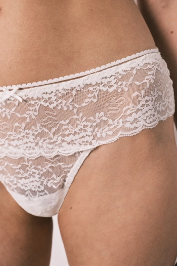 Білі широкі мереживні трусики