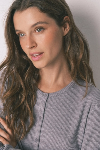 Серая пижама в рубчик