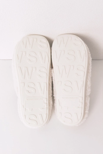 Тапочки из искусственной овчины