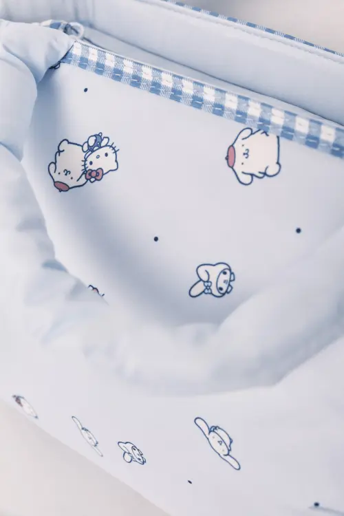 Косметичка с бантиками Hello Kitty